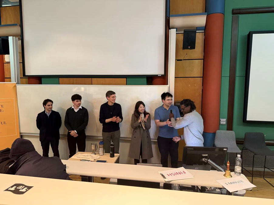 Pitch and Judge First Prize at a Cambridge entrepreneurship event